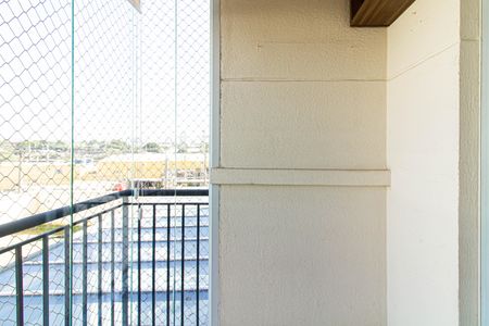 Apartamento à venda com 70m², 3 quartos e 1 vaga Apartamento à venda com 70m², 3 quartos e 1 vagaVaranda