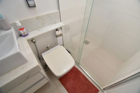 Apartamento à venda com 67m², 2 quartos e 1 vagaBanheiro