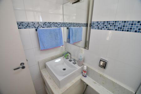Apartamento à venda com 67m², 2 quartos e 1 vagaBanheiro