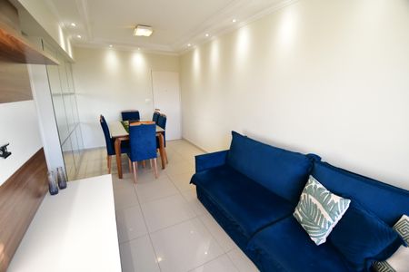 Apartamento à venda com 67m², 2 quartos e 1 vagaSala