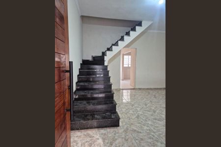 Casa à venda com 131m², 2 quartos e 2 vagas