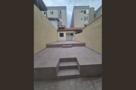 Casa à venda com 131m², 2 quartos e 2 vagas