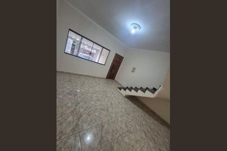 Casa à venda com 131m², 2 quartos e 2 vagas