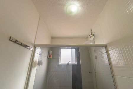 Casa de condomínio à venda com 60m², 2 quartos e 1 vaga Casa de condomínio à venda com 60m², 2 quartos e 1 vagaBanheiro