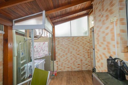 Casa de condomínio à venda com 60m², 2 quartos e 1 vaga Casa de condomínio à venda com 60m², 2 quartos e 1 vagaVaranda gourmet