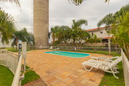 Casa de condomínio à venda com 60m², 2 quartos e 1 vaga Casa de condomínio à venda com 60m², 2 quartos e 1 vagaÁrea comum - Piscina