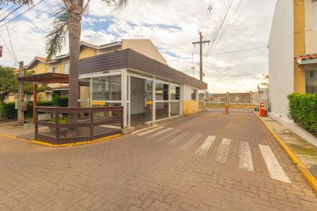 Casa de condomínio à venda com 60m², 2 quartos e 1 vaga Casa de condomínio à venda com 60m², 2 quartos e 1 vagaPortaria