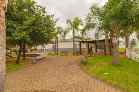 Casa de condomínio à venda com 60m², 2 quartos e 1 vaga Casa de condomínio à venda com 60m², 2 quartos e 1 vagaÁrea comum