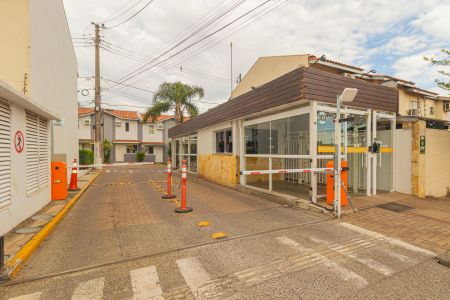 Casa de condomínio à venda com 60m², 2 quartos e 1 vaga Casa de condomínio à venda com 60m², 2 quartos e 1 vagaPortaria/Vista da Rua