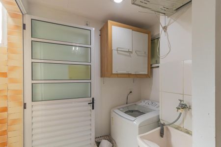Casa de condomínio à venda com 60m², 2 quartos e 1 vaga Casa de condomínio à venda com 60m², 2 quartos e 1 vagaÁrea de Serviço