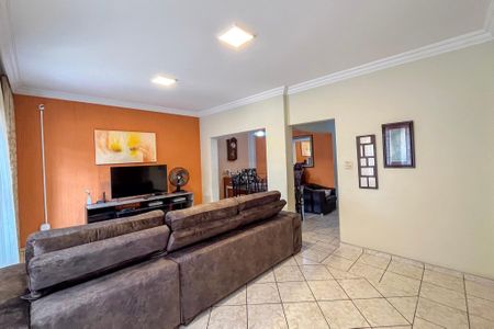 Casa para alugar com 117m², 4 quartos e 2 vagas Casa para alugar com 117m², 4 quartos e 2 vagasSala