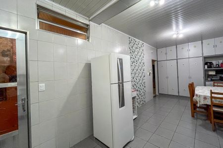 Casa para alugar com 117m², 4 quartos e 2 vagas Casa para alugar com 117m², 4 quartos e 2 vagasCozinha
