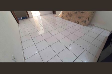 Casa para alugar com 60m², 2 quartos e sem vaga