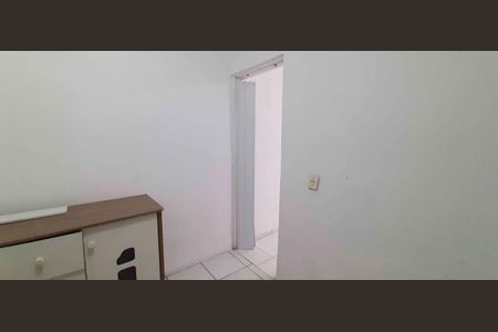 Casa para alugar com 60m², 2 quartos e sem vaga