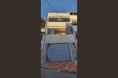 Casa para alugar com 60m², 2 quartos e sem vaga Casa para alugar com 60m², 2 quartos e sem vagaFachada da Casa