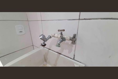 Casa para alugar com 60m², 2 quartos e sem vaga