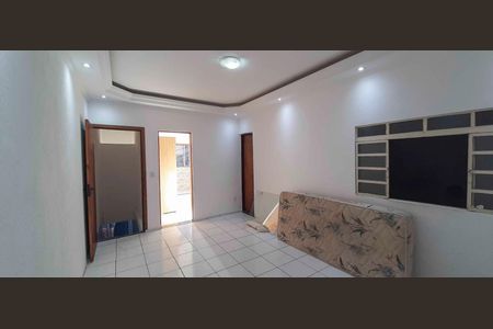 Casa para alugar com 60m², 2 quartos e sem vaga