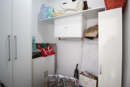 Apartamento à venda com 85m², 3 quartos e 2 vagasQuarto de Serviço