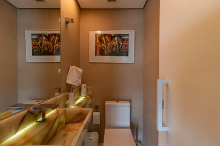Apartamento à venda com 330m², 3 quartos e 4 vagasLavabo