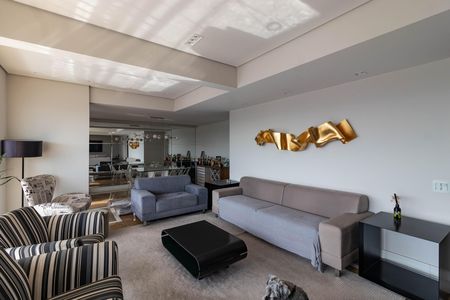 Apartamento à venda com 330m², 3 quartos e 4 vagasSala