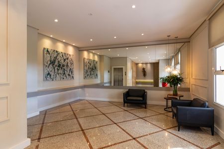 Apartamento à venda com 330m², 3 quartos e 4 vagasHall social