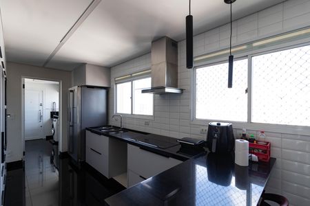 Apartamento à venda com 330m², 3 quartos e 4 vagasCozinha