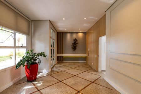 Apartamento à venda com 330m², 3 quartos e 4 vagasHall social