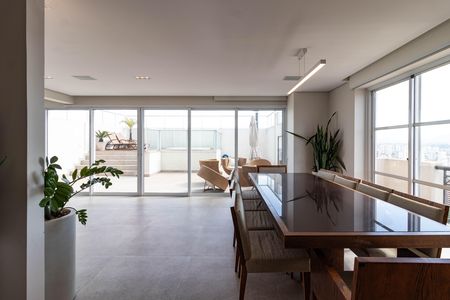Apartamento à venda com 330m², 3 quartos e 4 vagasCobertura