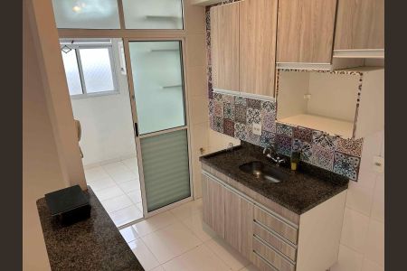 Cozinha de apartamento para alugar com 2 quartos, 73m² em Vila Sanches, São José dos Campos