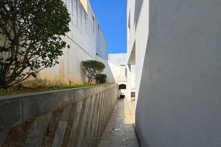Casa à venda com 314m², 3 quartos e 6 vagas Casa à venda com 314m², 3 quartos e 6 vagasQuintal
