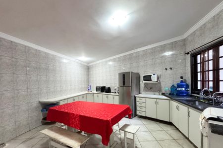 Casa à venda com 314m², 3 quartos e 6 vagas Casa à venda com 314m², 3 quartos e 6 vagasCozinha