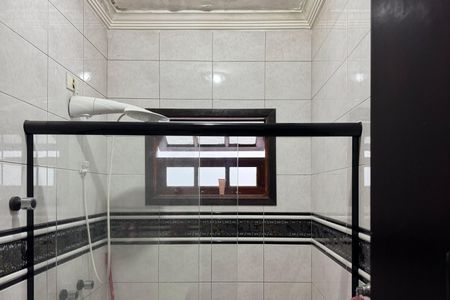 Casa à venda com 314m², 3 quartos e 6 vagas Casa à venda com 314m², 3 quartos e 6 vagasBanheiro Social
