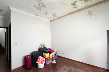 Casa à venda com 314m², 3 quartos e 6 vagas Casa à venda com 314m², 3 quartos e 6 vagasQuarto