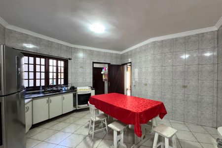 Casa à venda com 314m², 3 quartos e 6 vagas Casa à venda com 314m², 3 quartos e 6 vagasCozinha