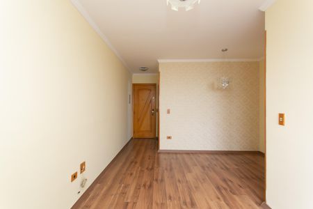 Sala  de apartamento para alugar com 2 quartos, 100m² em Vila Carmosina, São Paulo