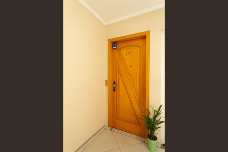 Apartamento para alugar com 100m², 2 quartos e 1 vaga Apartamento para alugar com 100m², 2 quartos e 1 vagaEntrada