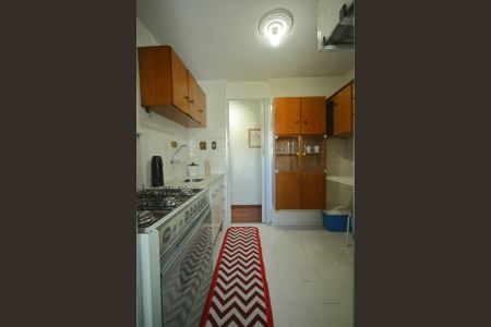 Apartamento para alugar com 51m², 2 quartos e 1 vagaCozinha 