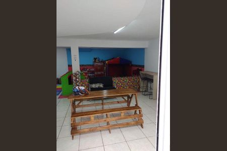 Casa à venda com 169m², 3 quartos e 5 vagas