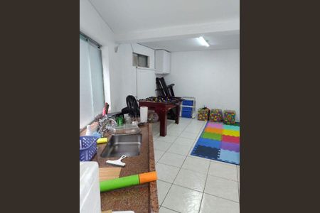 Casa à venda com 169m², 3 quartos e 5 vagas