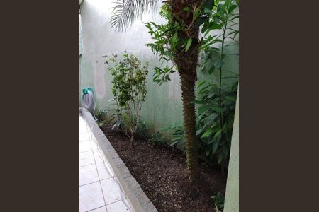 Casa à venda com 169m², 3 quartos e 5 vagas