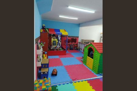 Casa à venda com 169m², 3 quartos e 5 vagas