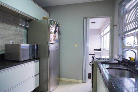 Apartamento à venda com 108m², 2 quartos e 1 vaga Apartamento à venda com 108m², 2 quartos e 1 vagaCozinha