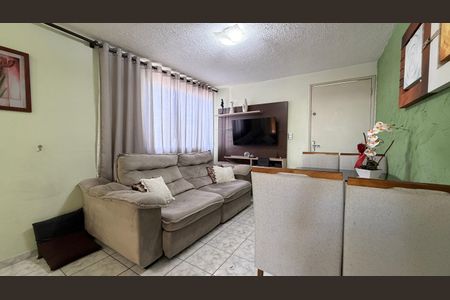 Apartamento à venda com 48m², 2 quartos e 1 vagaSala