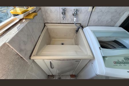 Apartamento à venda com 48m², 2 quartos e 1 vagaÁrea de Serviço