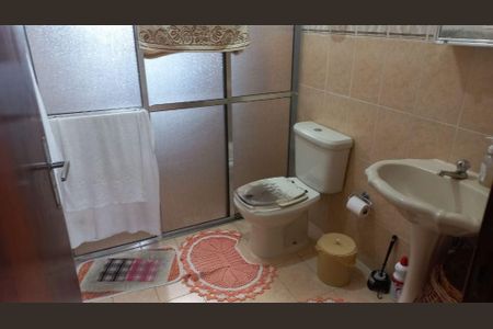 Casa à venda com 4 quartos, 200m² em Jardim Lavinia, São Bernardo do Campo