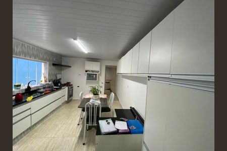Casa à venda com 125m², 2 quartos e 2 vagas Casa à venda com 125m², 2 quartos e 2 vagasCozinha casa I
