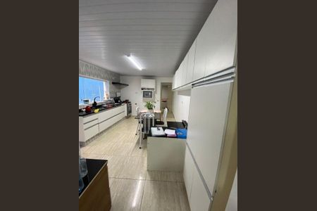 Casa à venda com 125m², 2 quartos e 2 vagas Casa à venda com 125m², 2 quartos e 2 vagasCozinha casa I
