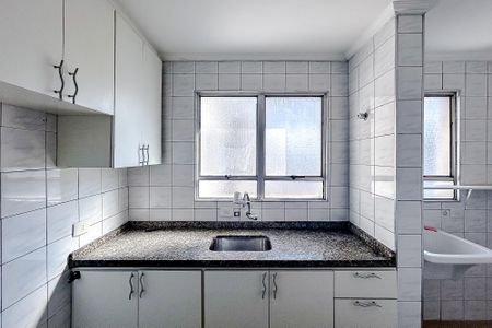 Apartamento para alugar com 55m², 2 quartos e 1 vaga Apartamento para alugar com 55m², 2 quartos e 1 vagaCozinha
