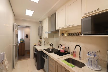 Apartamento para alugar com 77m², 2 quartos e 1 vagaCozinha e Área de Serviço