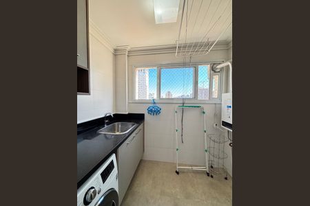 Apartamento à venda com 64m², 2 quartos e 1 vagaÁrea de Serviço